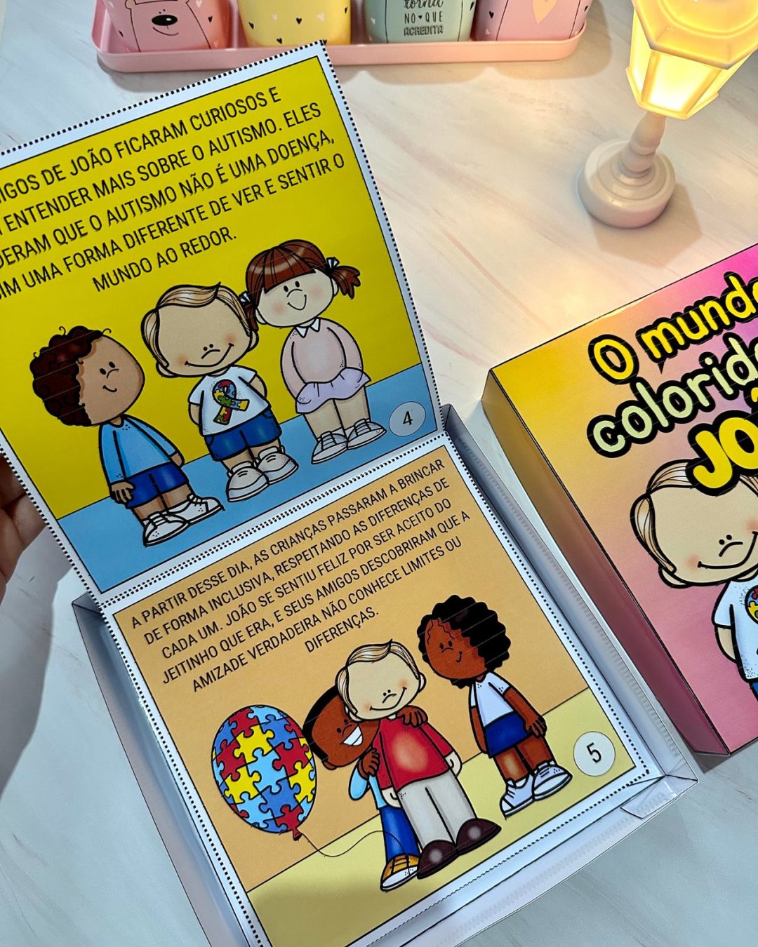 História na caixa: O mundo colorido de João - Imagem 6
