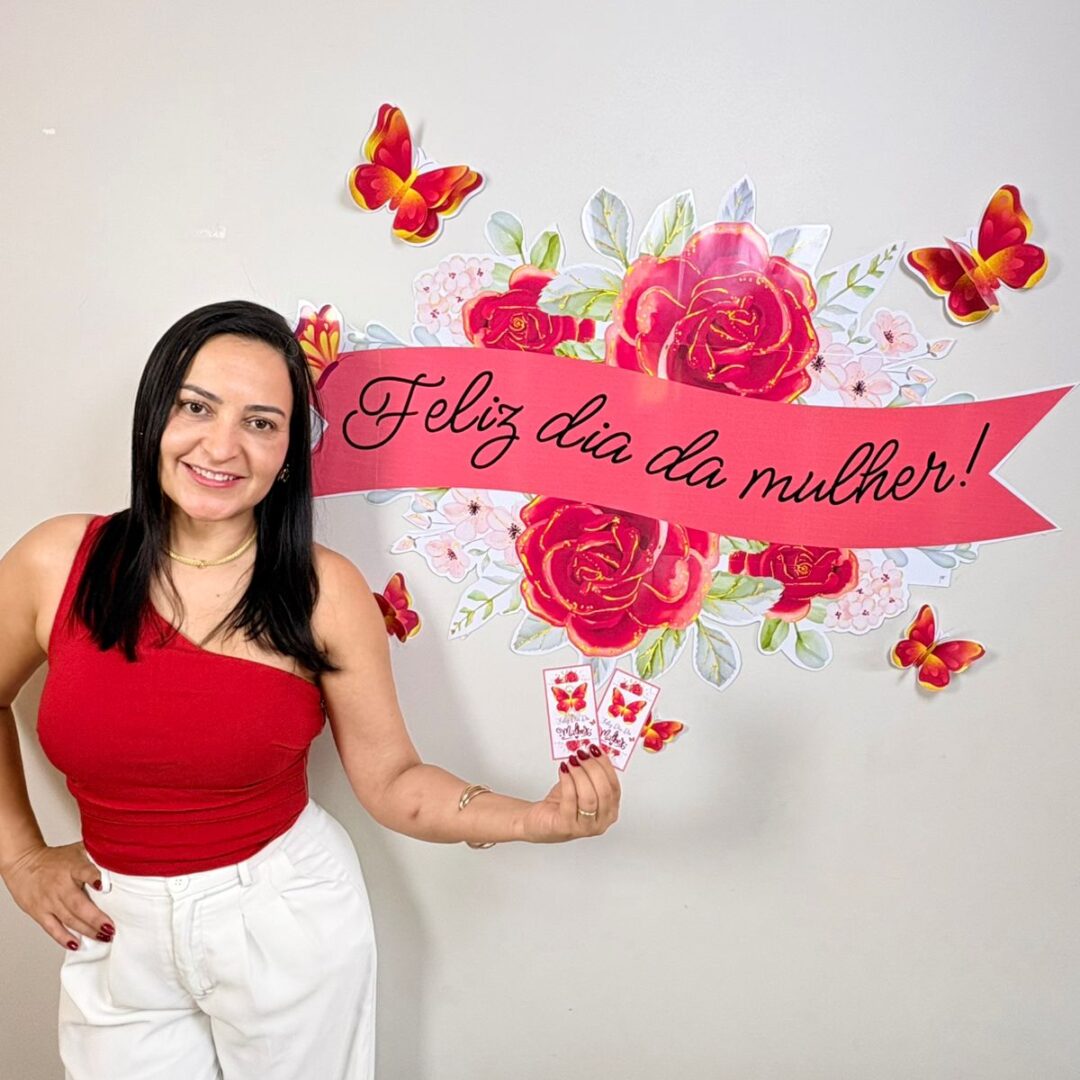 Painel Dia Da Mulher Flores & Borboletas