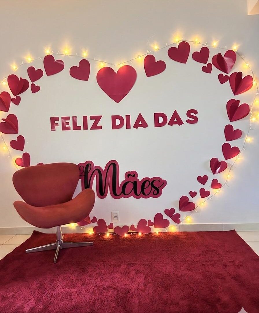 Painel Gigante Dia das Mães - Um Coração Cheio de Amor 💖
